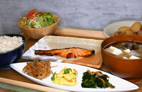 朝ごはん抜きの落とし穴！時間ない朝も痩せる賢いダイエット術