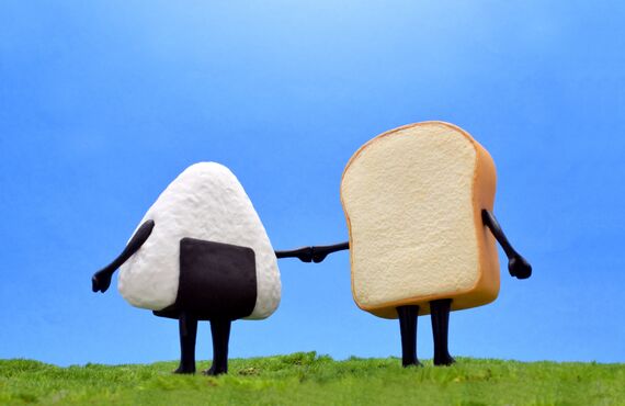 朝ごはんはパン？おにぎり？ダイエット効果で徹底比較！